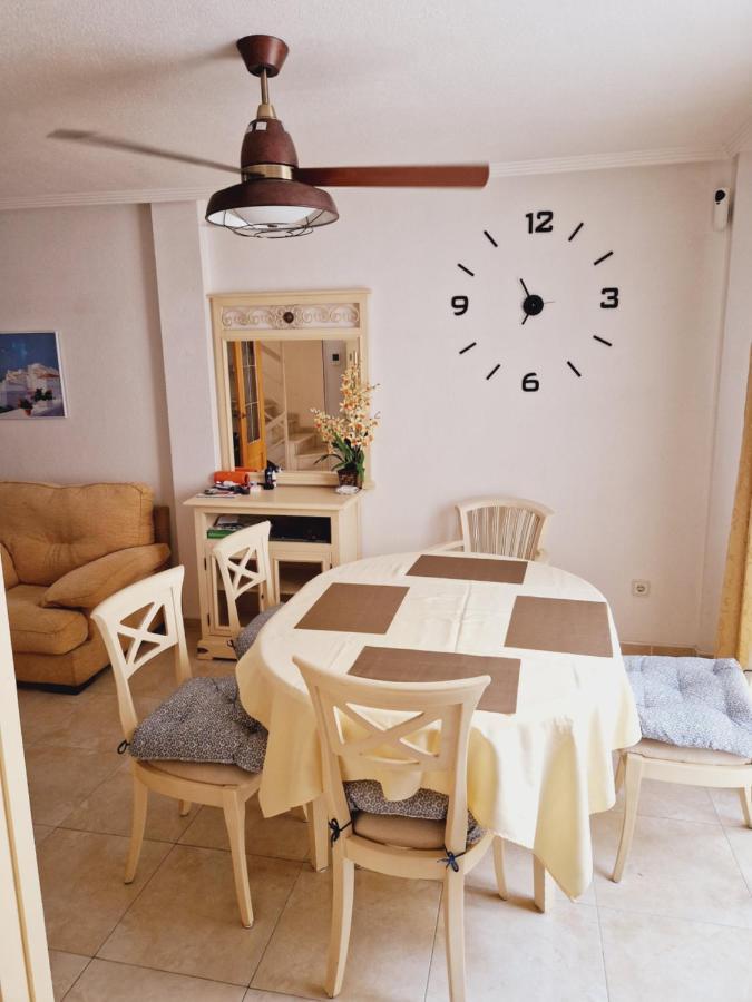 Magnifico Chalet Adosado En Torrevieja, Alicante. Esterno foto