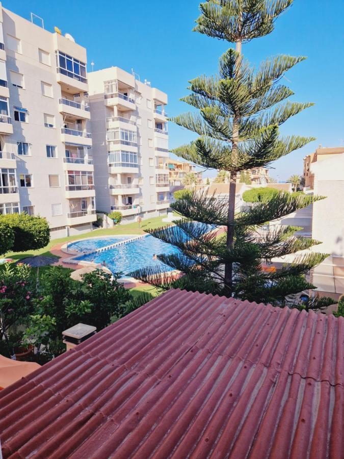 Magnifico Chalet Adosado En Torrevieja, Alicante. Esterno foto
