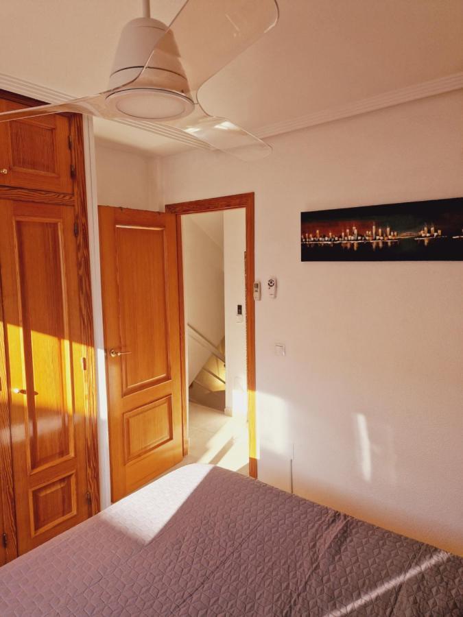 Magnifico Chalet Adosado En Torrevieja, Alicante. Esterno foto